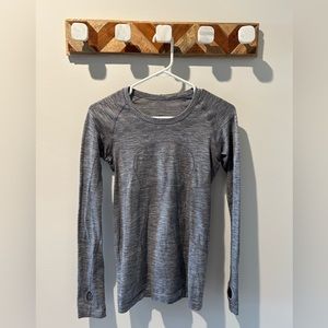 Grey Lululemon Swiftly Long Sleeve size 6